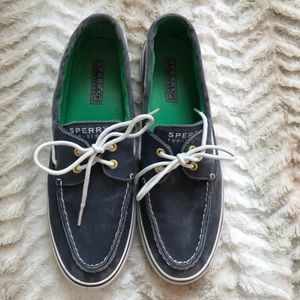 Navy blue Sperry’s